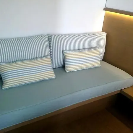 Appartement Studio Ten *